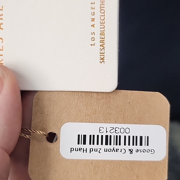 Skies Are Blue chevron pattern faux fur vest - Picture 3 of 3